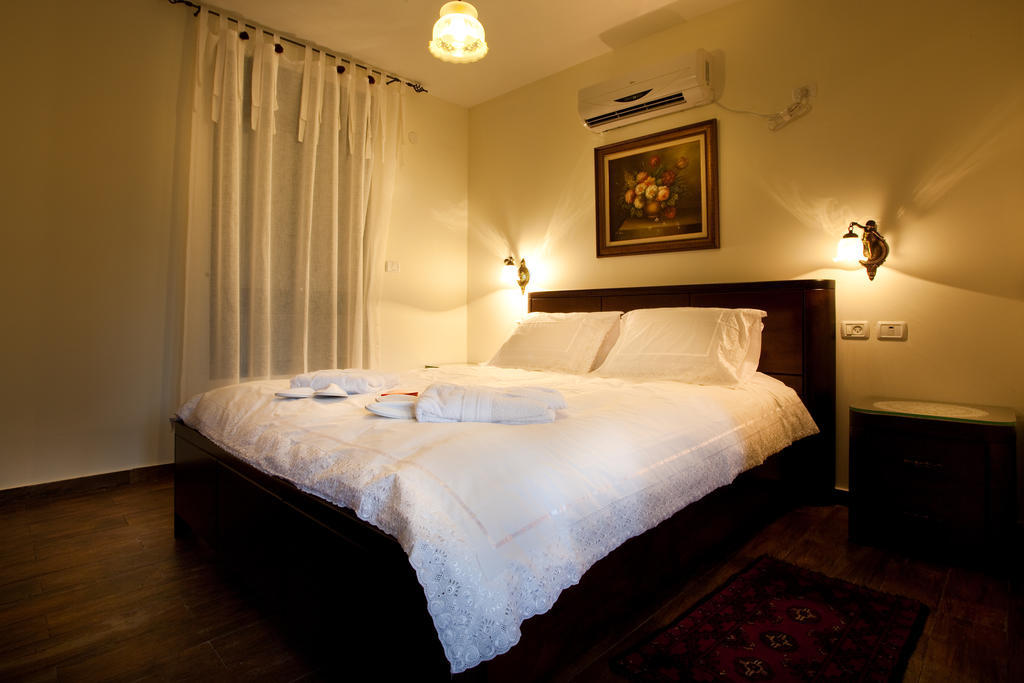 Tenebagolan Suites Zimmers Had Nes Ruang foto